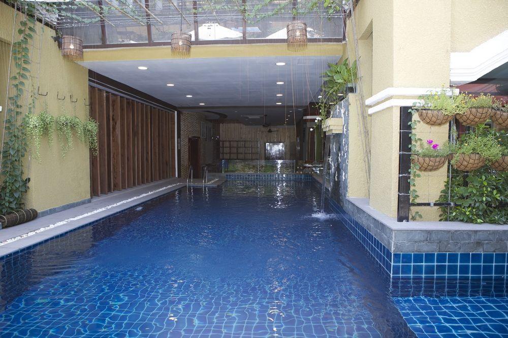 เอมัน บีเคเค Hotel พนมเปญ ภายนอก รูปภาพ