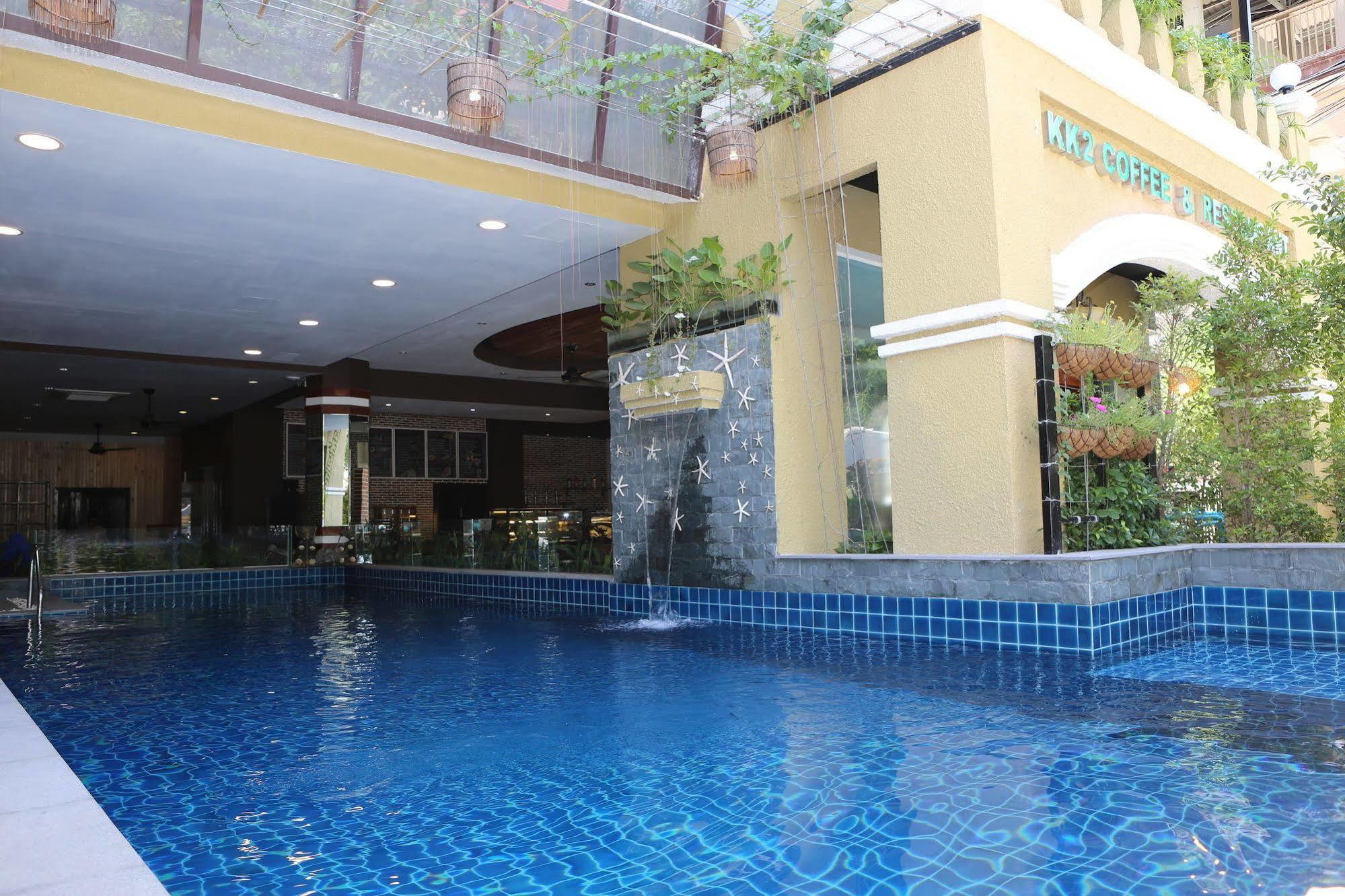 เอมัน บีเคเค Hotel พนมเปญ ภายนอก รูปภาพ